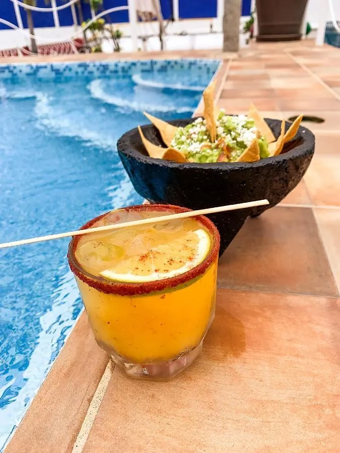 La Iguana Vallarta Lgbt Adults Only - Romantic Zone - Party Clubbing Street Puerto Vallarta 3*,