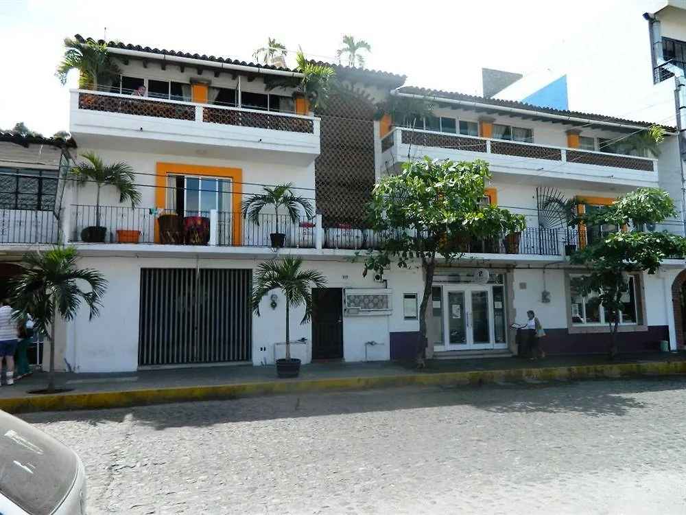 La Iguana Vallarta Lgbt Adults Only - Romantic Zone - Party Clubbing Street Puerto Vallarta Hotel